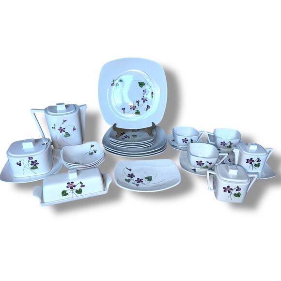 Large Set of Vintage Orchard Ware Bone China - Picture 1 of 5